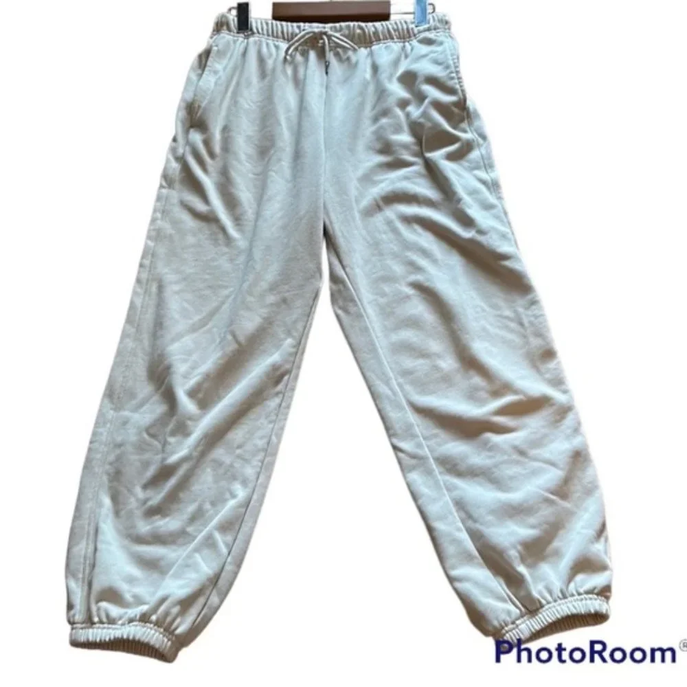 OLD NAVY high waisted sweatpants size medium but can fit a large - Picture 1 of 7